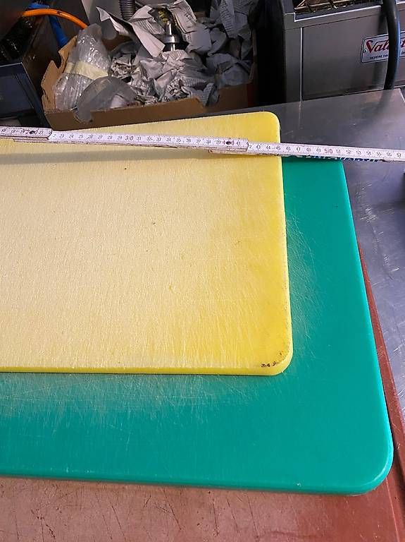Articoli in legno: Vend 3 planches pour restaurant – Usato da Martigny venduto da seater 1