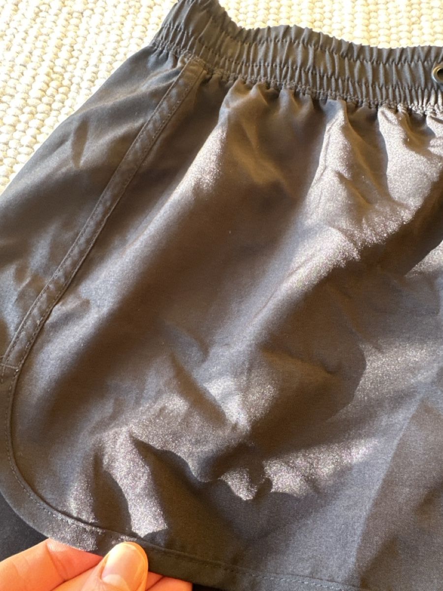 Pantaloni: Sporthose kurz – Usato da Niederbuchsiten venduto da domoll 1