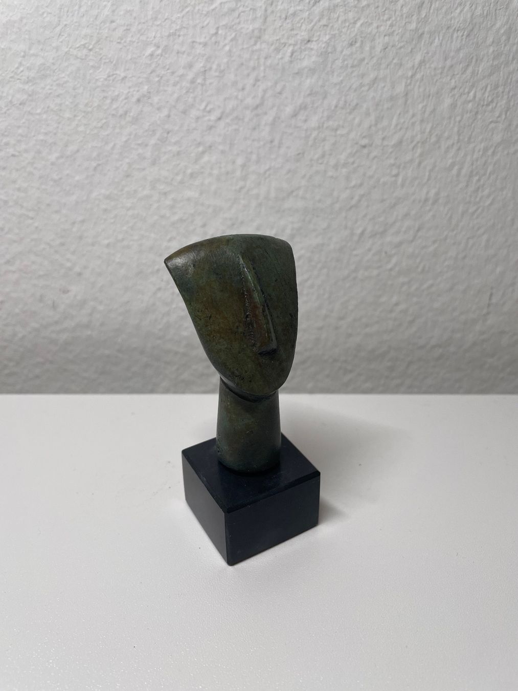 Sculture & Statue: Bronze Cycladic idol on marble base from Greece – Nuovo (secondo la descrizione) da Zürich venduto da my.greekholiday 1