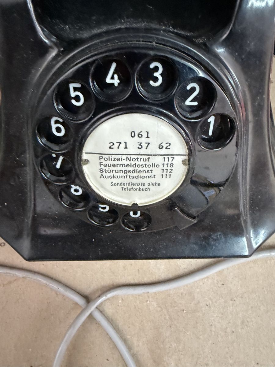 Telefone: Altes Wählscheibentelefon schwarz Vintage Rarität – Defekt aus Kreuzlingen von Roller-Werkstatt 2