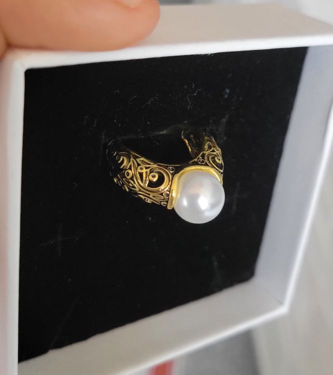 Bague En Or 18 Carats Avec Substance Blanche Animale - Poids 5,30g - Taille 54 - Occasion - Style Déclaration
