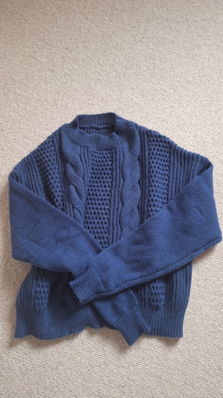 Lots de vêtements: Bonita Jacke und 3 neue Pullover – Neuf (Voir description) à werdenberg par Nsmilles 6