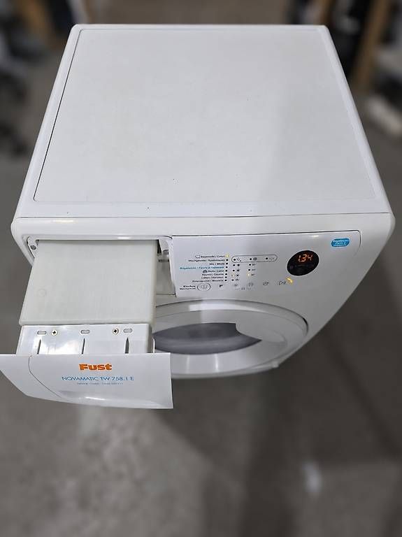 Machines à sécher: Sèche-linge Fust 8kg – D'occasion à Onex par sam_xr7p 2