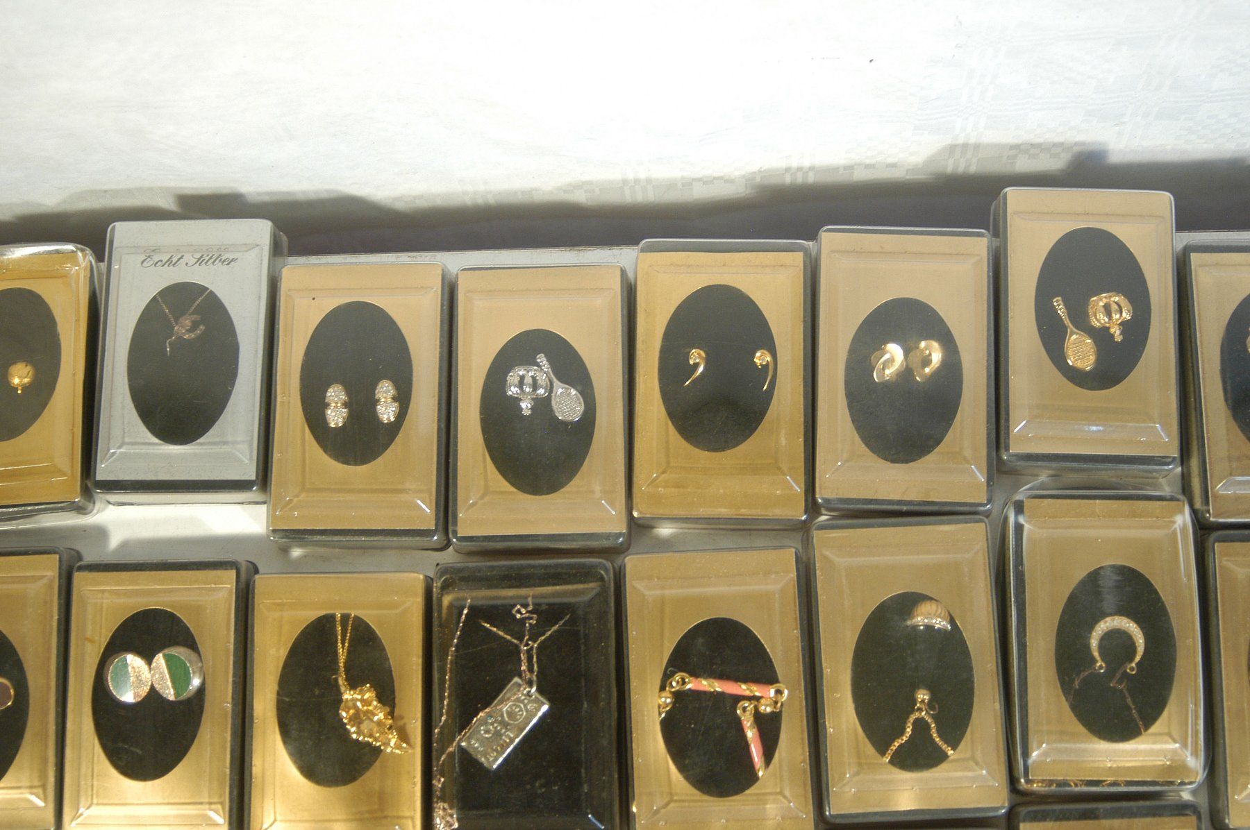 Altri gioielli: Modeschmuck Diverse – Usato da Herisau venduto da Wisen 3