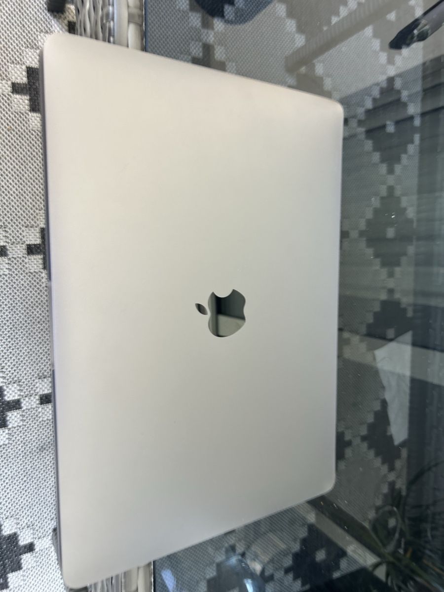 Apple Portables: Macbook Air Pro M1 – D'occasion à Wallisellen par gen_yj5z 1