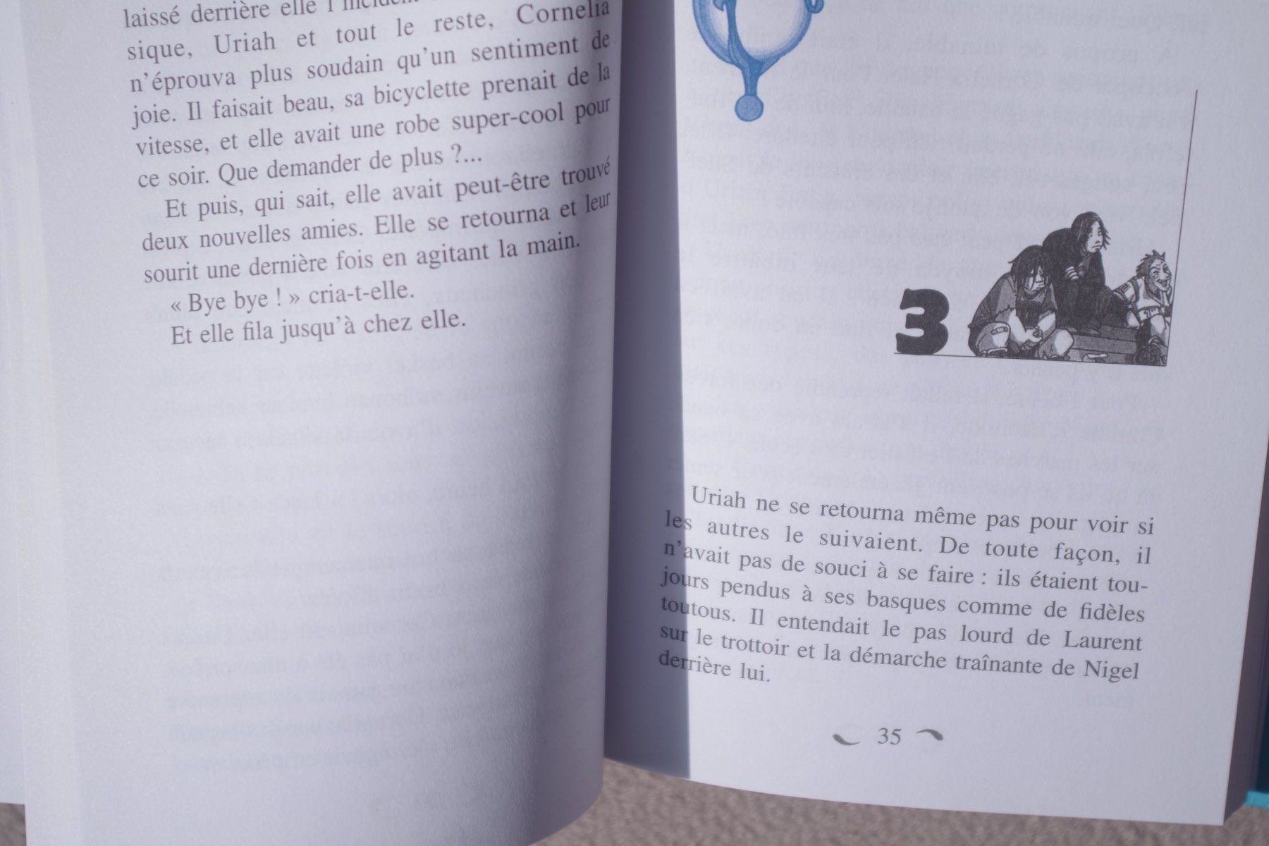 Libri: Witch - Le médaillon magique – Usato da Fully venduto da Minouchka 1