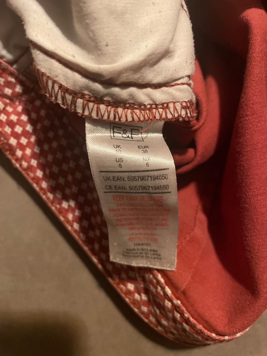 Pantaloni: F&F Sommer-Shorts – Usato da Fislisbach venduto da arse 3