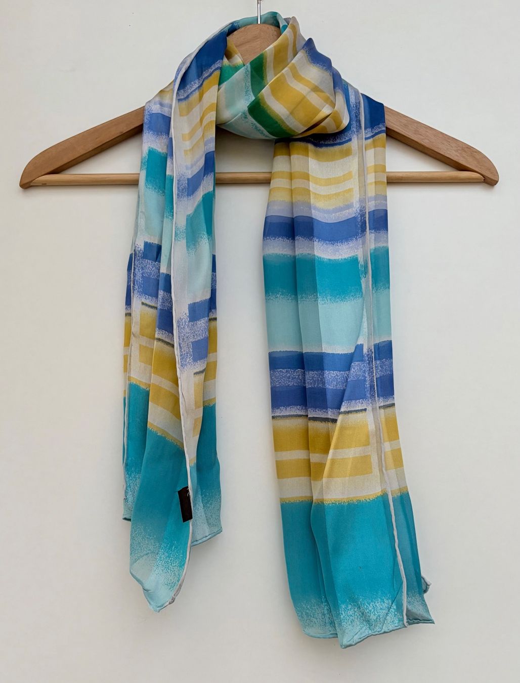 Foulard & Sciarpe: Seide Schal – Usato da Unterägeri venduto da Jutka_04