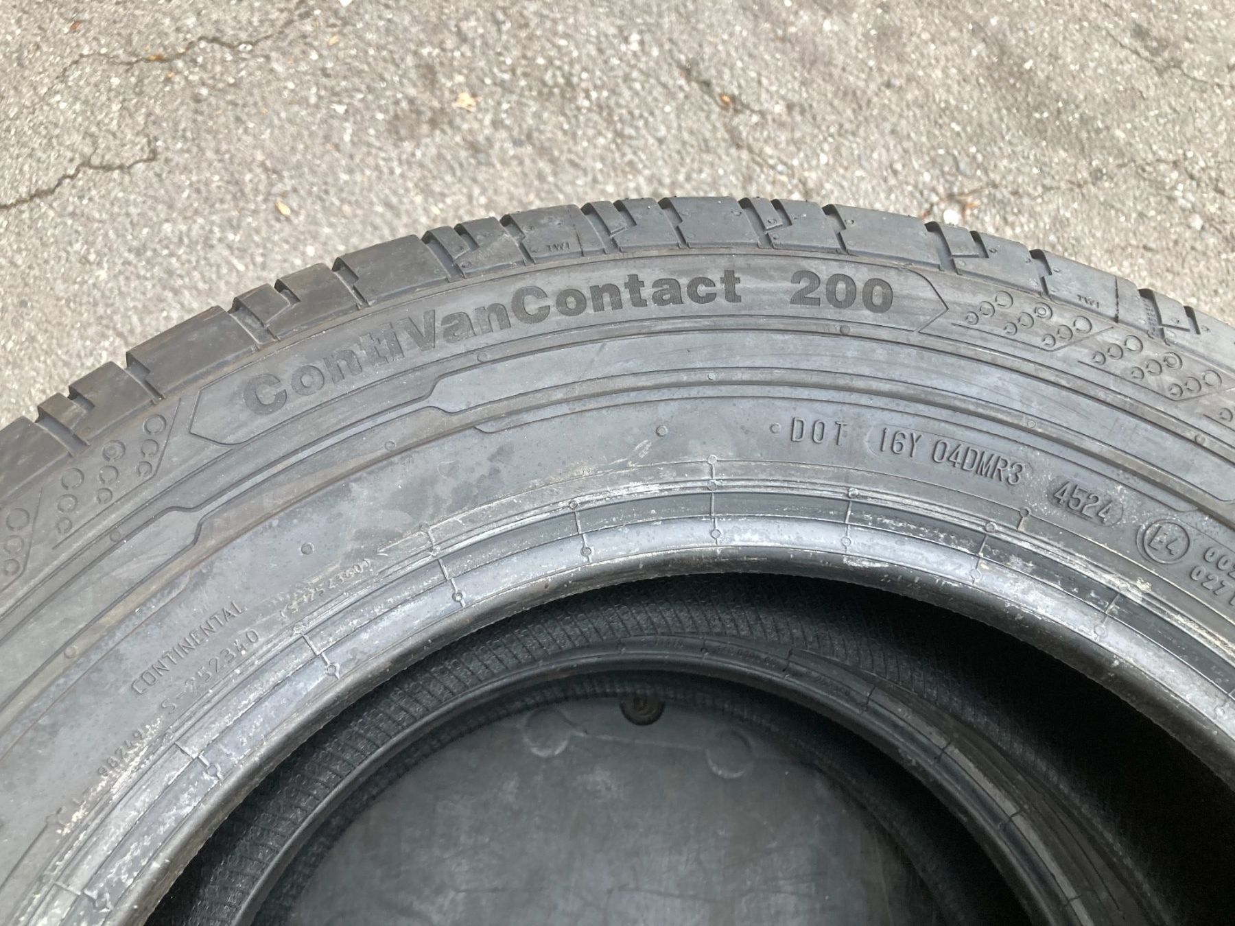 Continental Pneumatici & Ruote complete: 205/65R16 Continental VW T6 Continental – Usato da Cham venduto da WB2223 6
