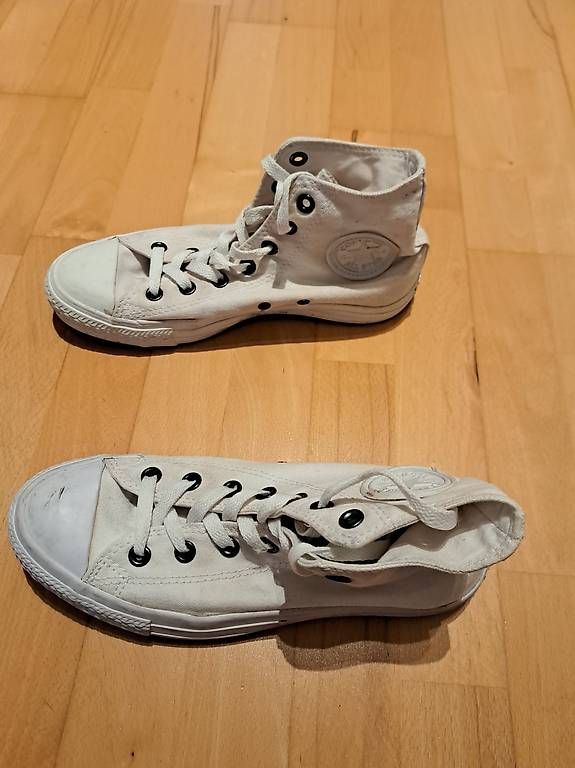 Converse Chaussures hommes: Weisse Converse in Grösse 40 – D'occasion à Schmerikon par Nicole0120 2