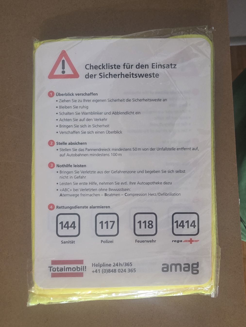 Mallettes de secours: Totalmobil Notfall Set gelb neu , OVP – Neuf avec emballage d'origine à Riniken par Strikeone 1