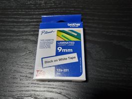Brother Schriftbandkassette TZe-221 9mm