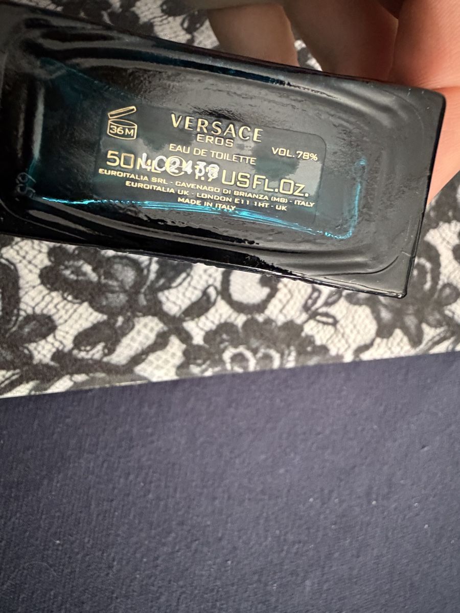 Versace Profumi & Eau de Toilette: Versace Eros Eau de Toilette 50ml – Nuovo (secondo la descrizione) da Aarberg venduto da marcoo237 1
