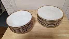 70ig-teiliges Rosenthal Porzellan mit Goldrand, alte Serie