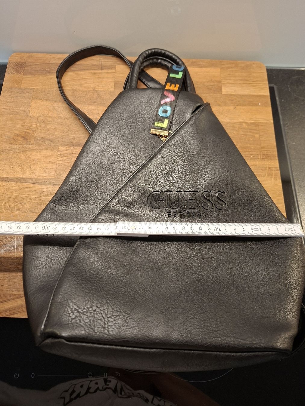 Guess Sacs à dos: Rucksack Guess schwarz Kunstleder  – Neuf (Voir description) à Meinisberg par MartinaM1972 6