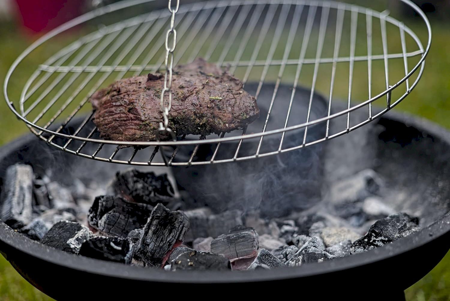 Bracieri: BBQ-Toro Schwenkgrill mit Grillrost – Nuovo e nell'imballaggio originale da Bottighofen venduto da zaap 5