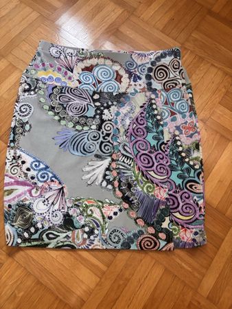 Marc Cain Jupe (L44cm) size 38 🌸 Sommerliche Leichtigkeit!