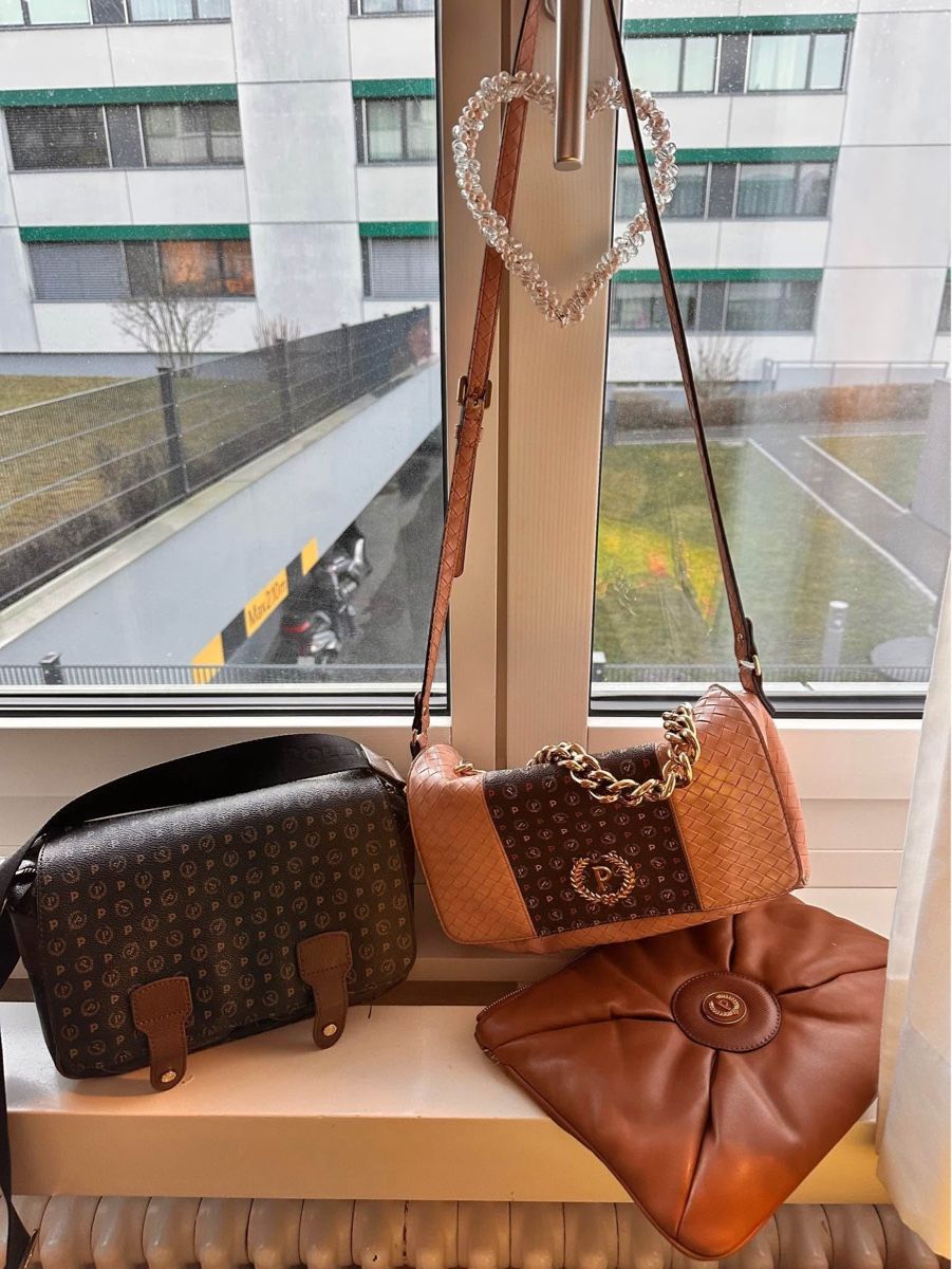 Borse da donna: Pollini 3 bags – Usato da Zürich venduto da fed_vh9n 2