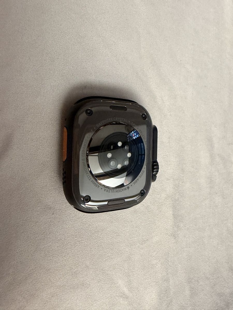 Apple Smartwatch: Apple Watch Ultra 3 noire, GPS + Cellular – Gebraucht aus aubonne von x_yz 5