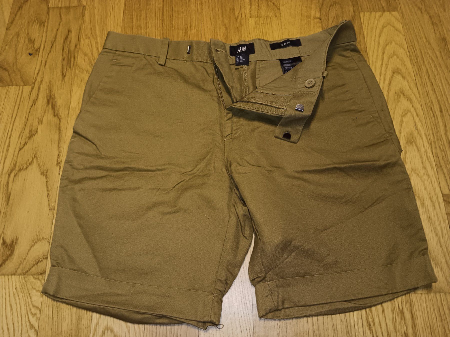 H&M Hosen: Herren  kurze Hose Slim Fit ,Gr.EUR 46 – Neu (gemäss Beschreibung) aus Oftringen von Jul.ia