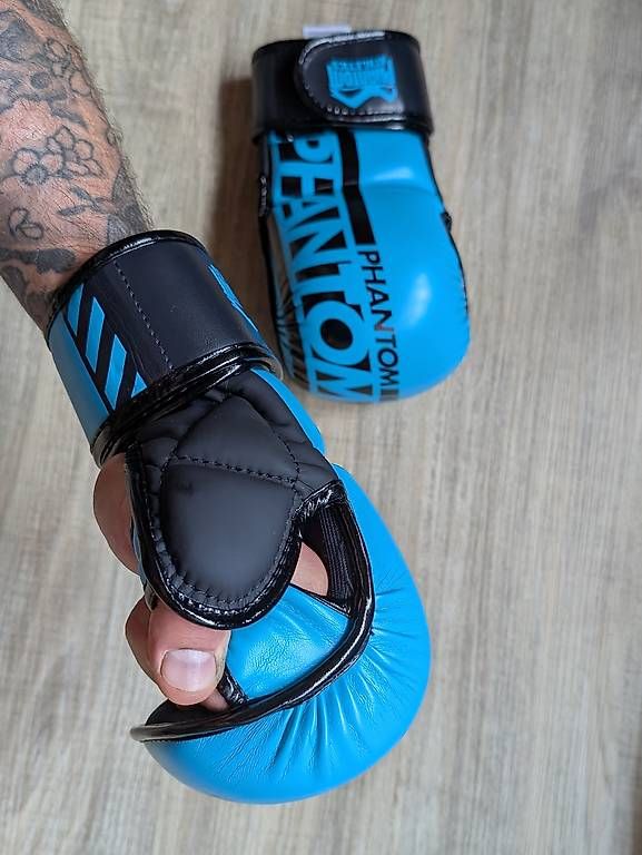 Guanti & manicotti: Neue MMA Sparring Boxhandschuhe – Nuovo (secondo la descrizione) da Neuenegg venduto da Heavy_Crown