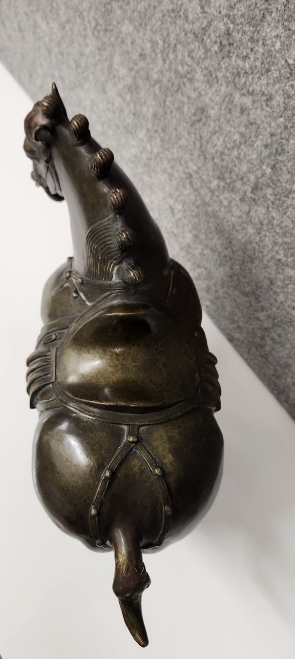Statuette: Chinesisches Ming Pferd 6/6 – Usato da Wollerau venduto da CH8832 2