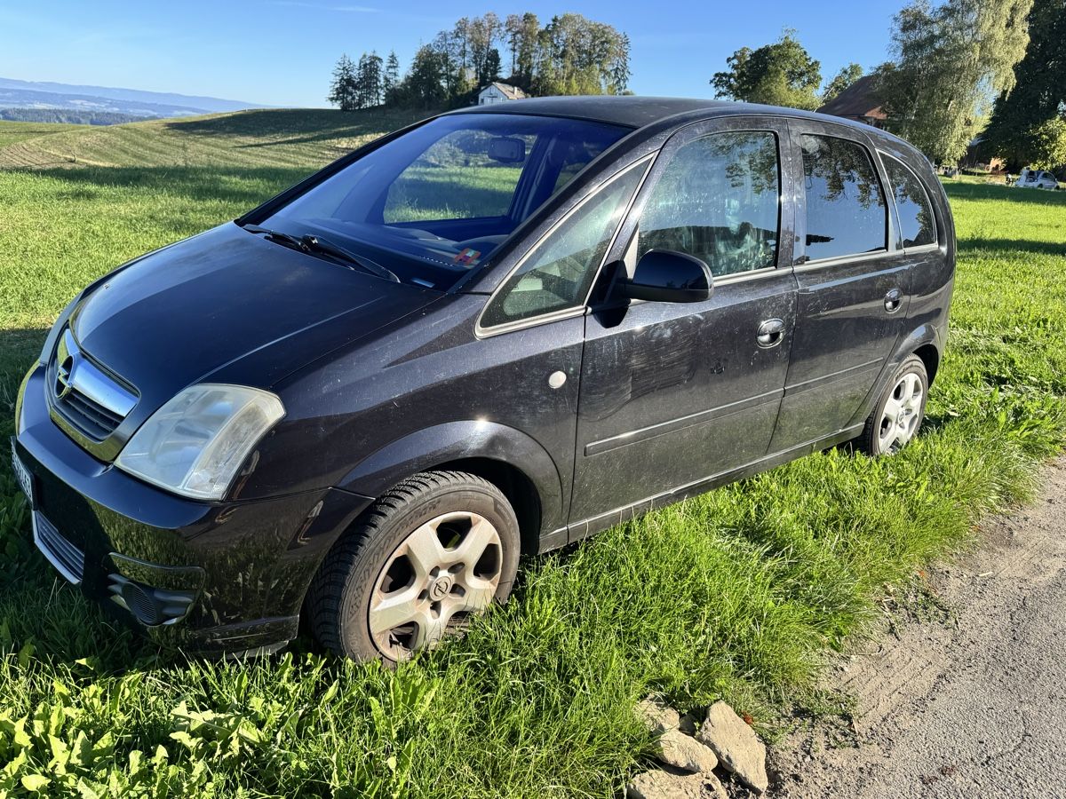 Opel Automobili: Opel Meriva 1.8  – Usato da Oberbalm venduto da Cle12 1
