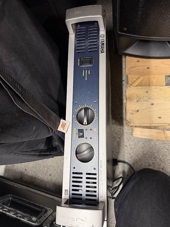 Yamaha Amplificatori: Verstärker Yamaha P2500s – Usato da Tägerwilen venduto da longpatrick