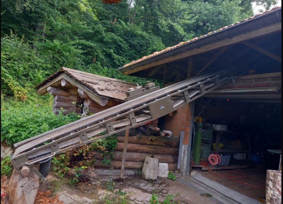 Lade-, Silier- & Transportwagen: Förderband Stöcklin mit Benzinmotor – Gebraucht aus Biezwil von Feldlerche