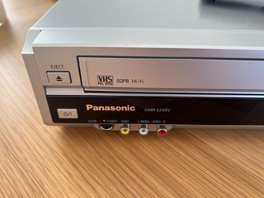 Panasonic Dmr Ez V Vhs Dvd Kombi Player Kaufen Auf Ricardo