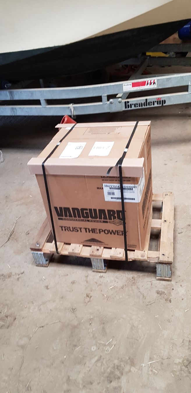 Vanguard  Motori: VANGUARD 21 PS Briggs & Stratton – Nuovo (secondo la descrizione) da Düdingen venduto da jo420el