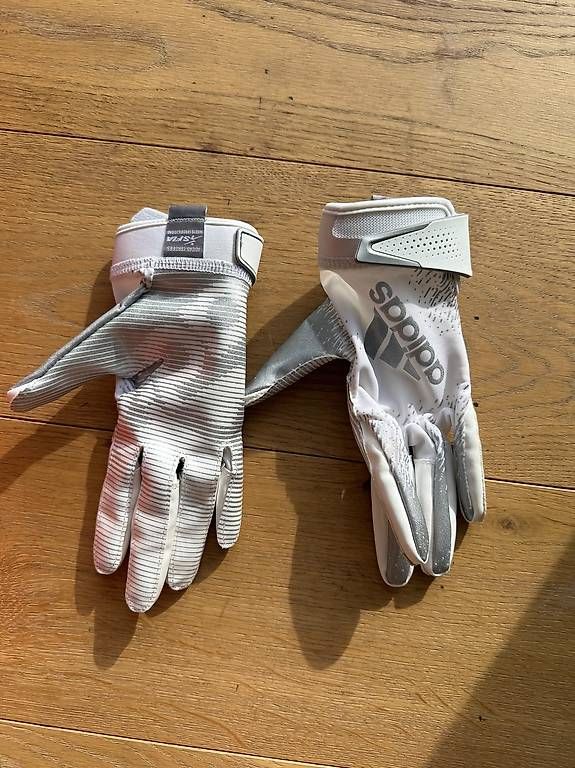 Guanti & manicotti: Football-Handschuhe – Nuovo e nell'imballaggio originale da Zürich venduto da nic_c8k6