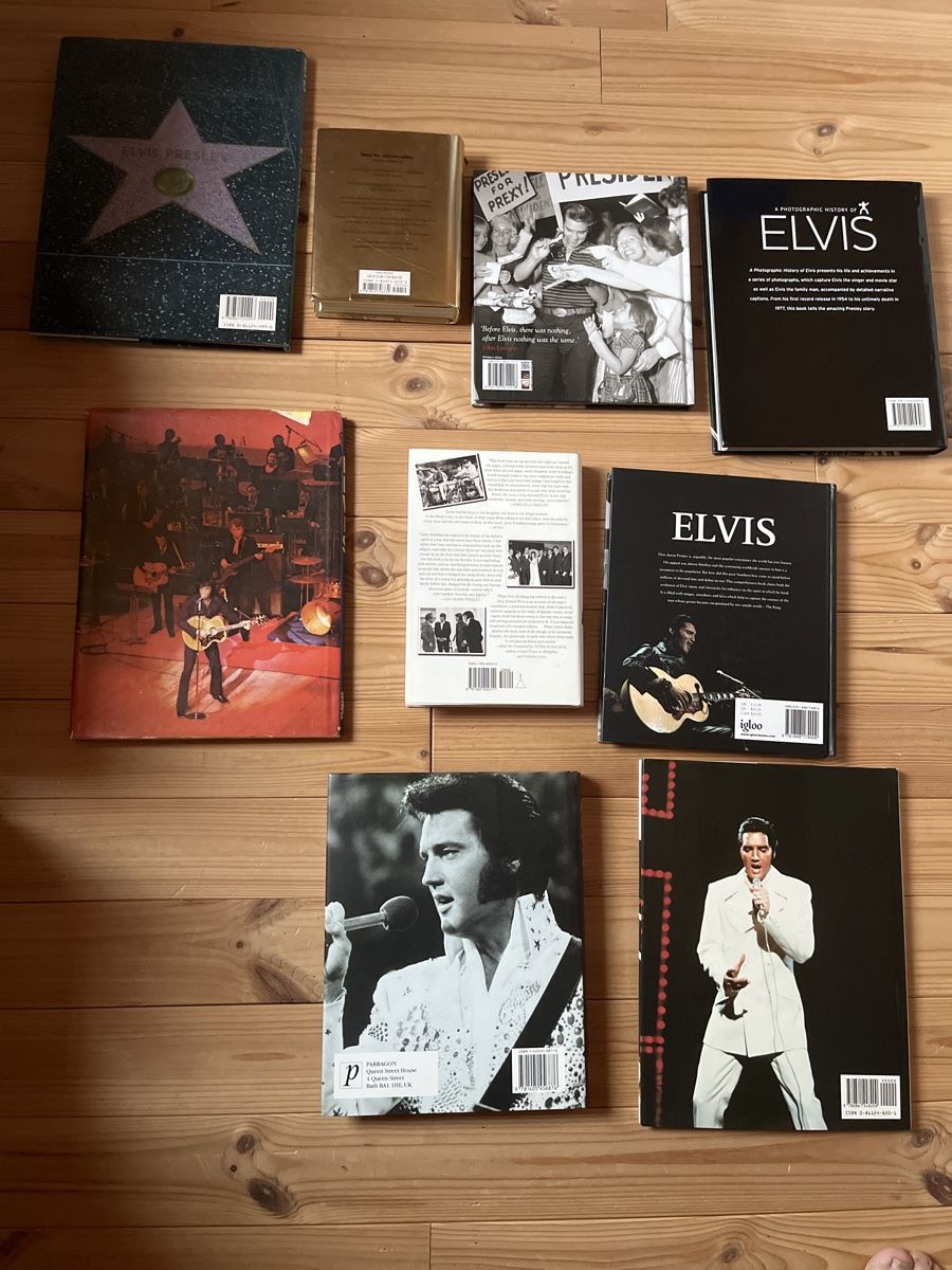 Libri: Elvis Presley Bücher – Usato da Bärschwil venduto da yamaha022 1
