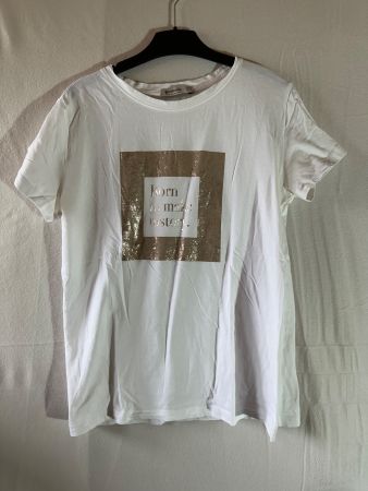 T-Shirt von Stradivarius Gr.M "Born to make history"