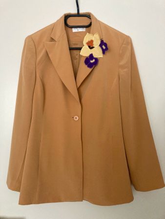 Wie neu: Ashley brooke 100% Seiden-Blazer Gr. 36