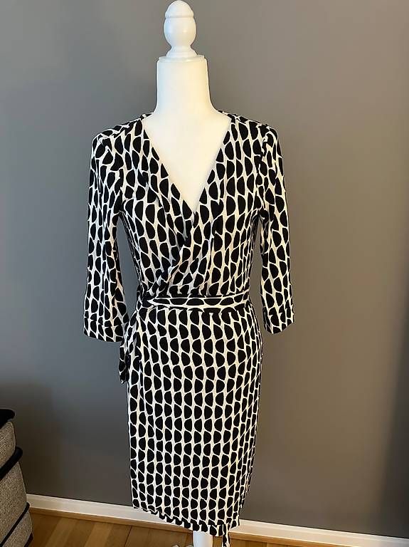 Diane von Furstenberg Vestiti: original DVF Wickelkleid - US 10 – Usato da Basel venduto da Ste_j5qf
