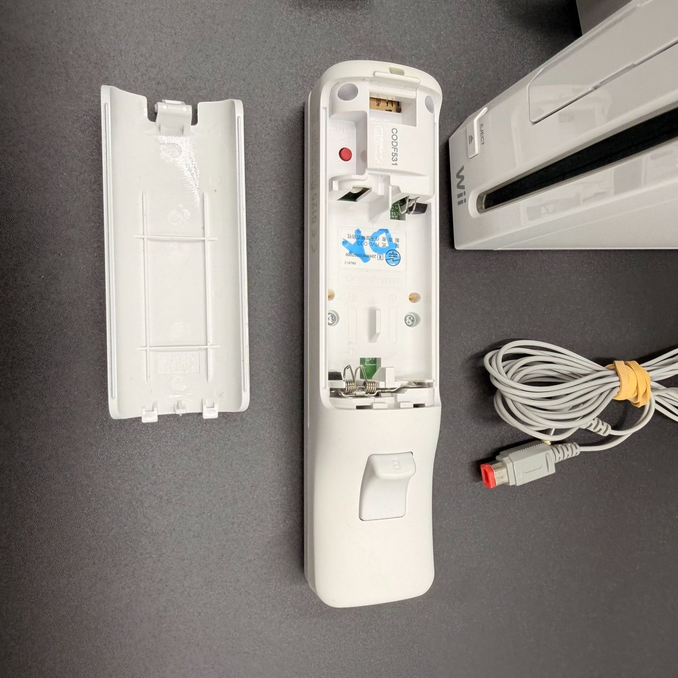 Nintendo Console: Nintendo Wii Konsole weiss – Usato da Düdingen venduto da Nerdworld 3