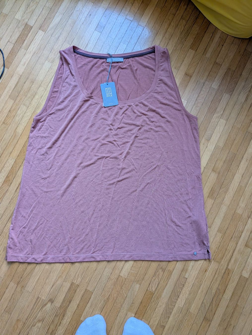 Nile Top: Nile Top Gr XL – Nuovo e nell'imballaggio originale da Luzern venduto da Sofia33
