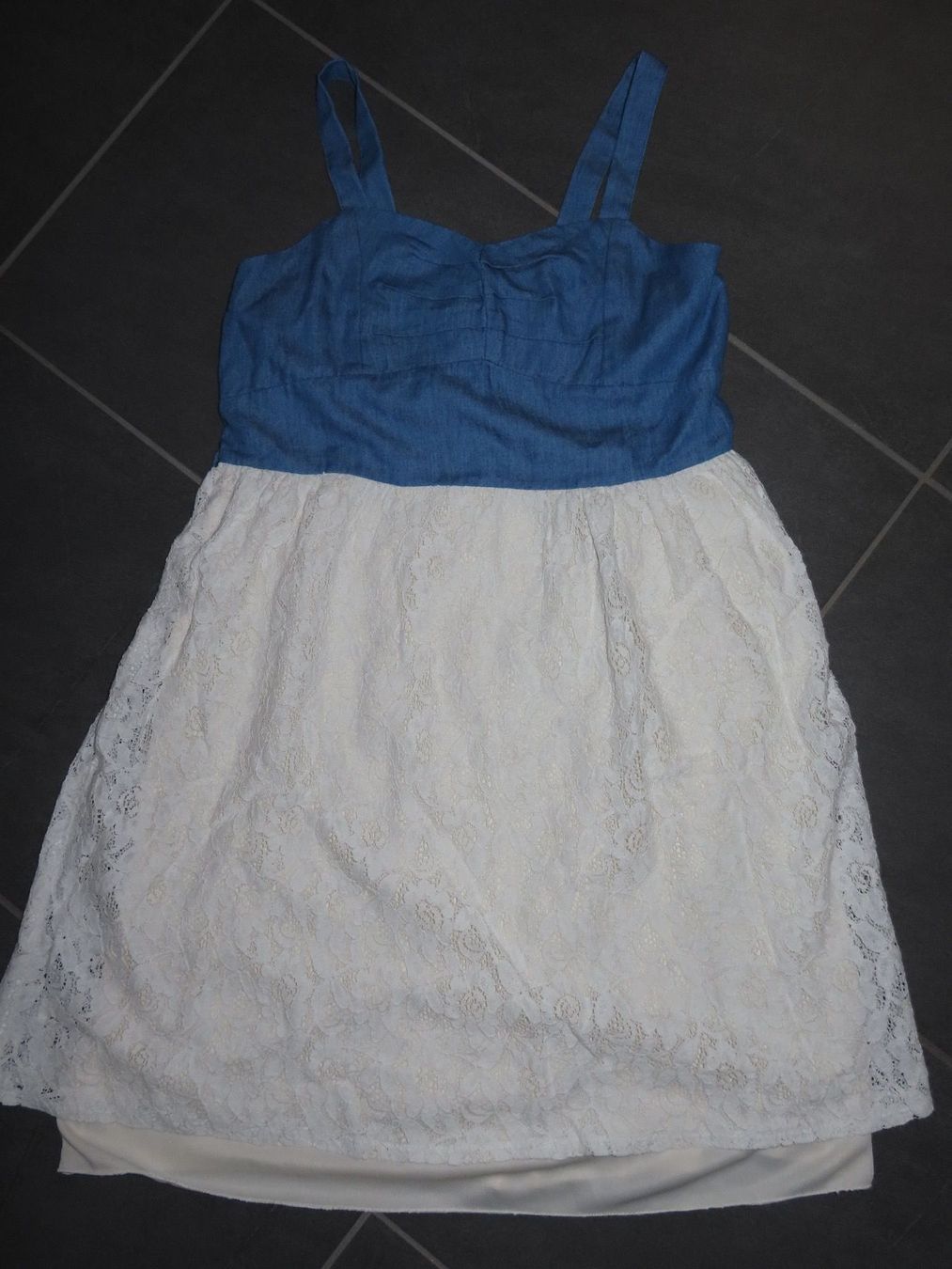 Kleider & Röcke: schönes Kleid SPEECHLESS Gr.16 Jahre +++top+++ – Neu (gemäss Beschreibung) aus Wallenried von Asyano 2