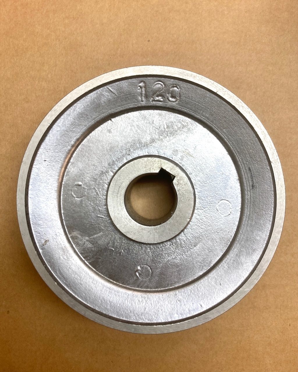 Altro per industria metallurgica: Riemenscheibe D120, 24mm – Usato da Liedertswil venduto da ELRITS
