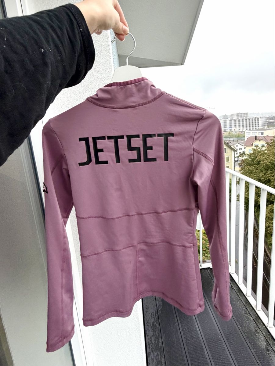 Jet Set Tops: JetSet Pink Base Layer Top – Neuf (Voir description) à Luzern par das_2s8k