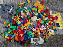 Duplo Lego gemischt Wohnwagen, Steine, Dinos, etc.