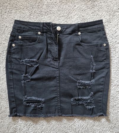 Schwarzer Denim-Rock. Größe S-M.