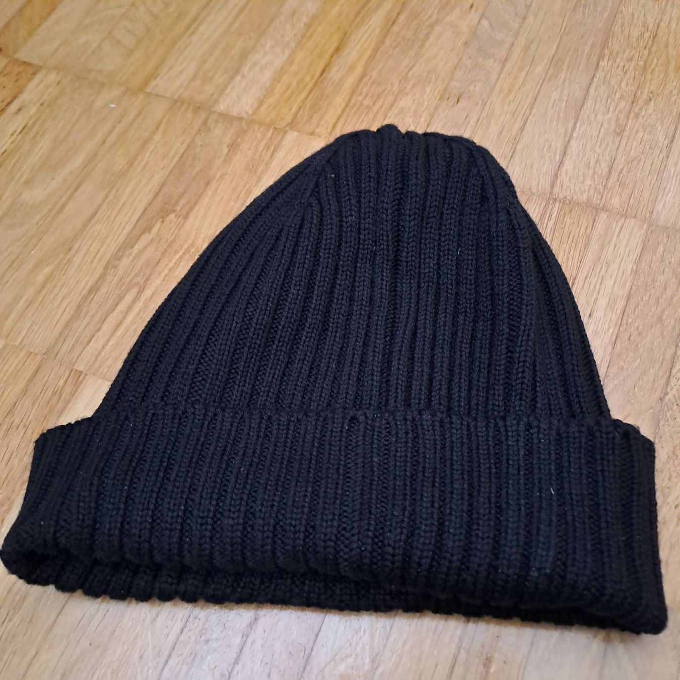 Altro in  Abbigliamento & Accessori: Givenchy Winter Mütze, Schwarz, Top Warm! – Nuovo (secondo la descrizione) da Horw venduto da Apolo750 2