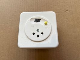 FI-Steckdose UP