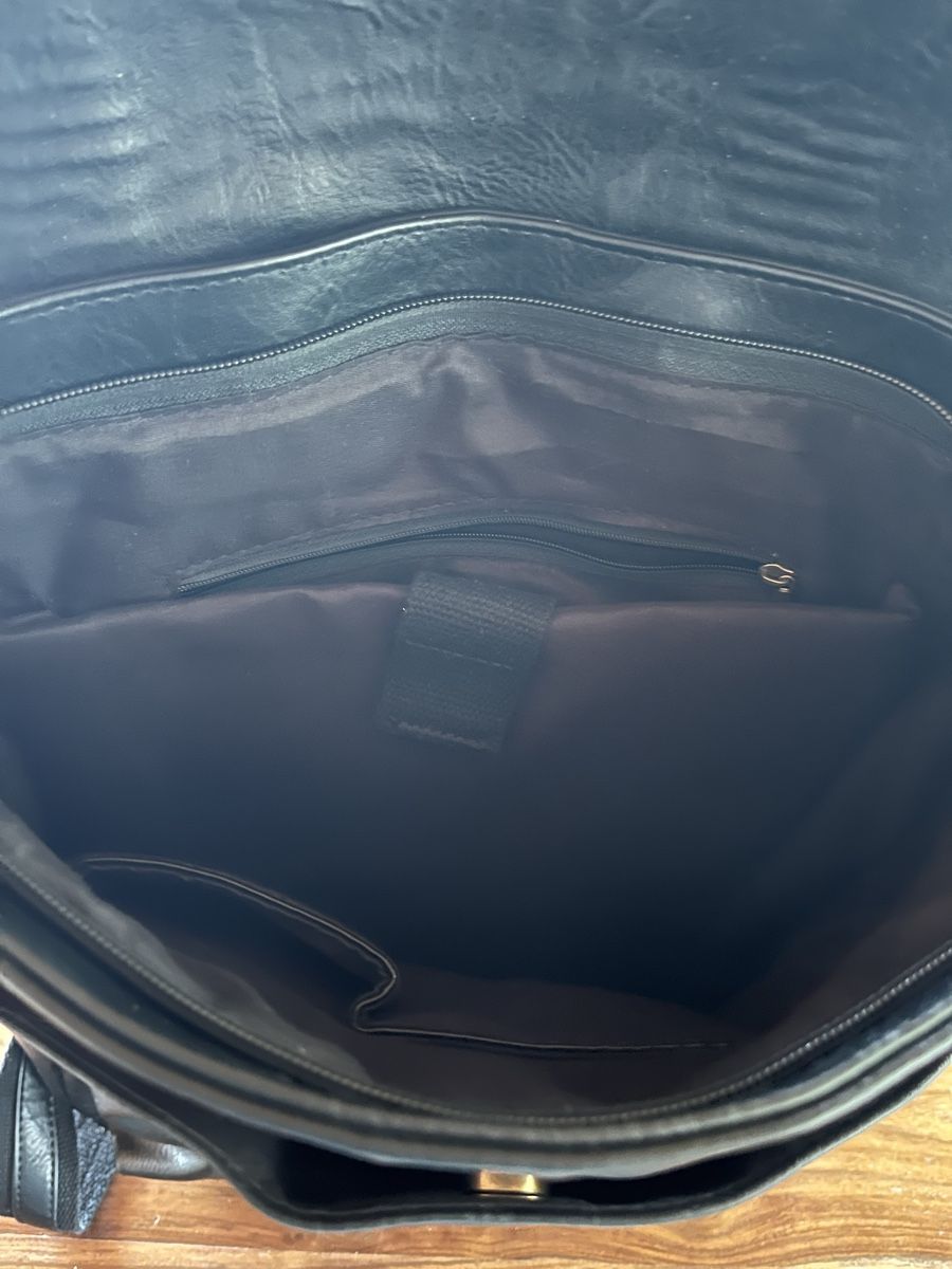 Rucksäcke: Lederrucksack schwarz – Gebraucht aus Gümmenen von gastmer 1