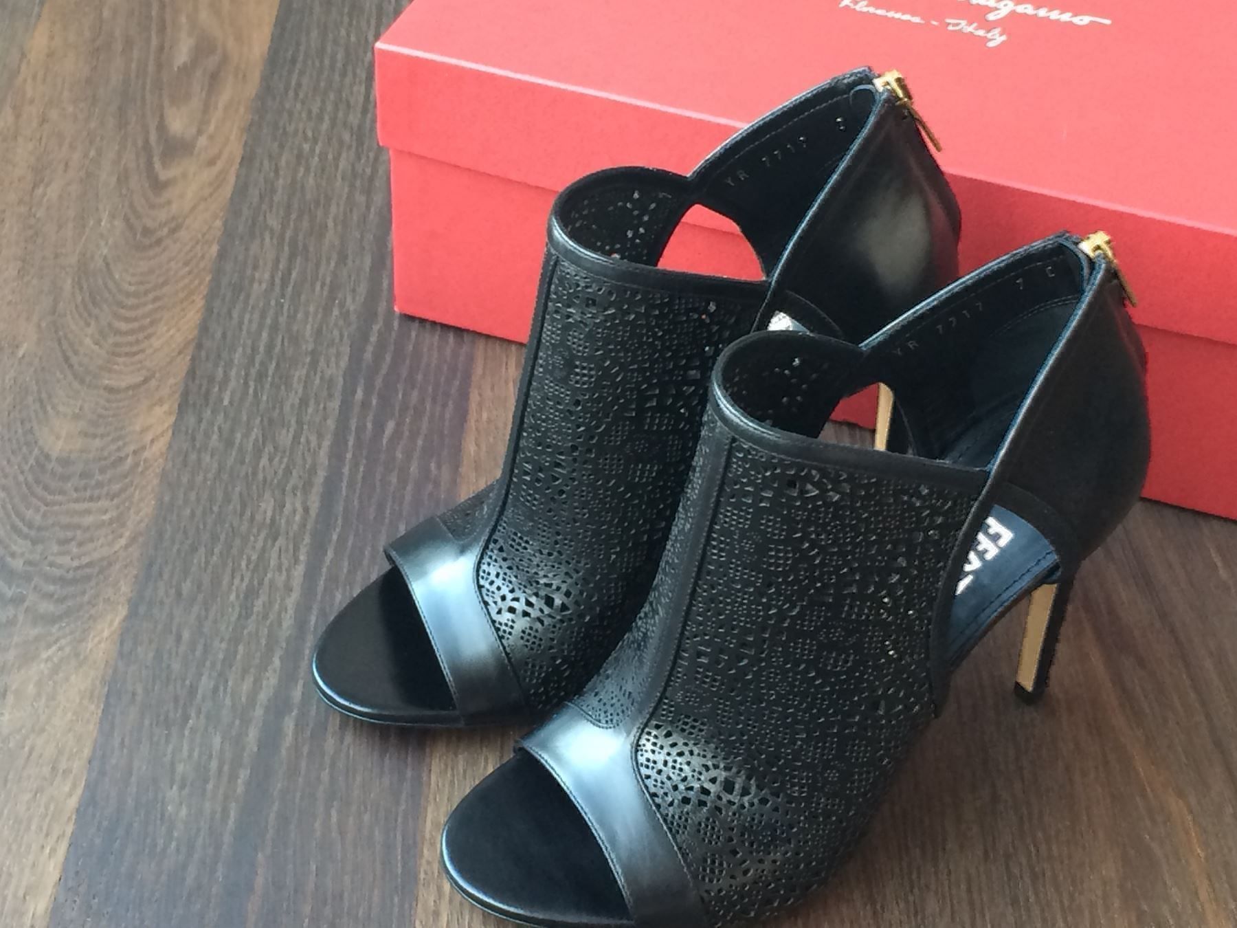 Salvatore Ferragamo Scarpe da donna: Salvatore Ferragamo High Heel Pumps NEU – Nuovo e nell'imballaggio originale da Stallikon venduto da lilimatt