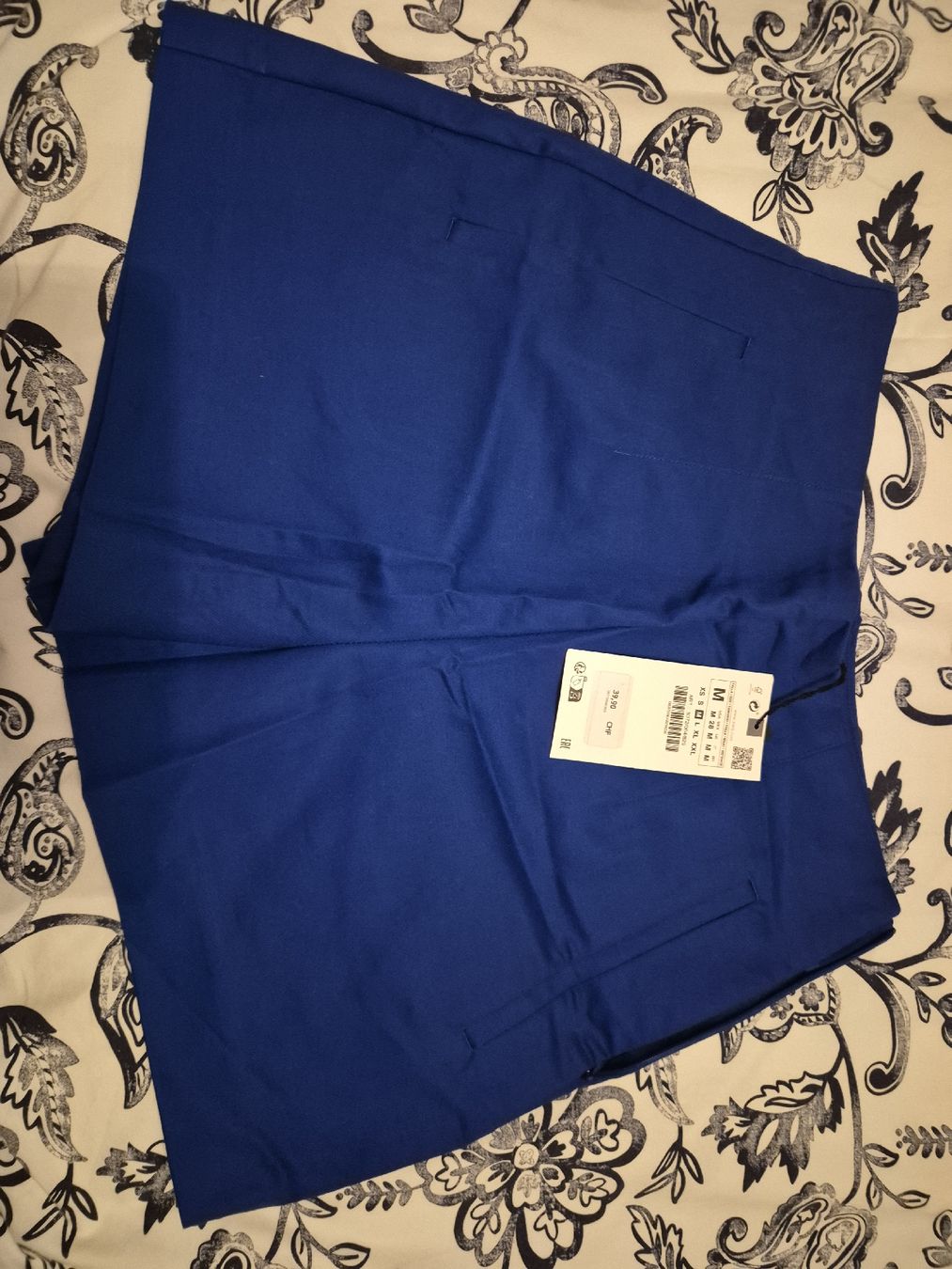 Zara Pantaloni: zara shorts neu M – Nuovo e nell'imballaggio originale da Gossau Zh venduto da A-Terrinha
