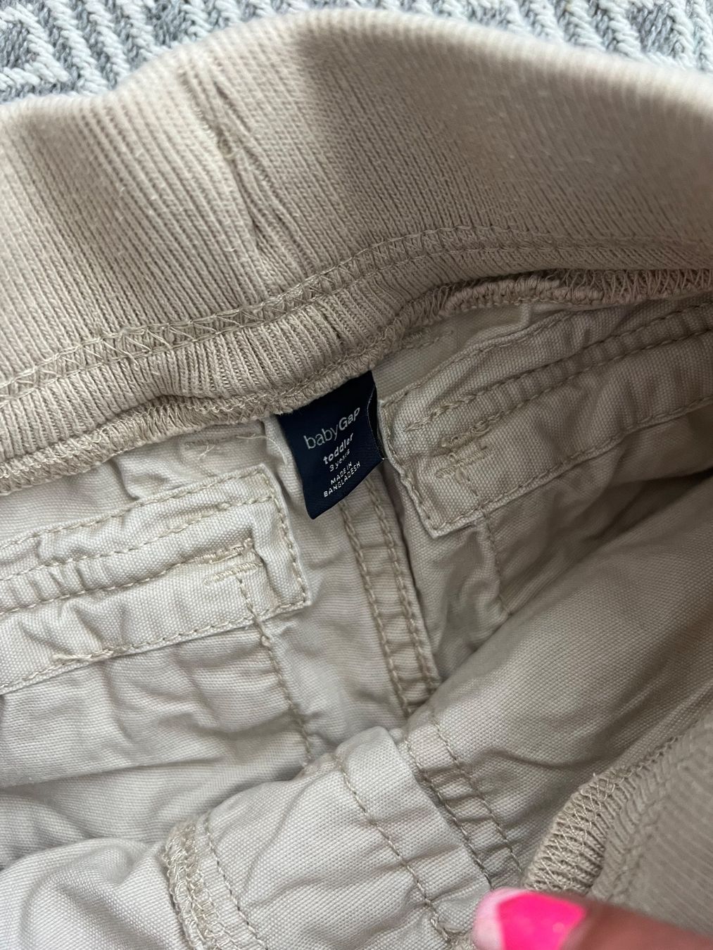 Gap Pantaloni: GAP SHORTS BOYS GR 98 – Usato da Basel venduto da theo-g77 1