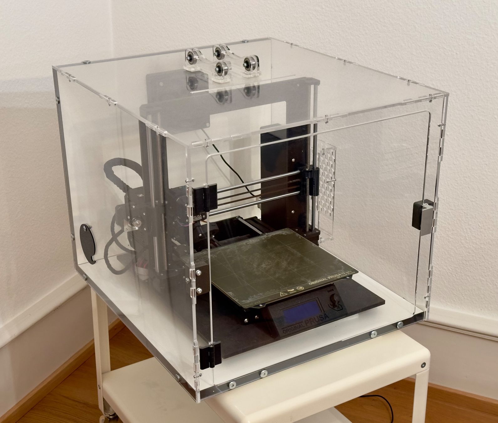 Prusa Imprimante 3D: ORIGINAL PRUSA i3 MK3S - 3D-Printer - mit Gehäuse und Filter – D'occasion à Basel par sstube91